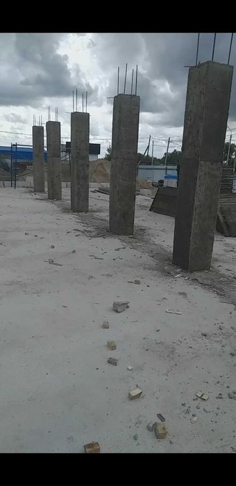 Заливка фундамента с НАШЕЙ ОПАЛУБКОЙ!!!