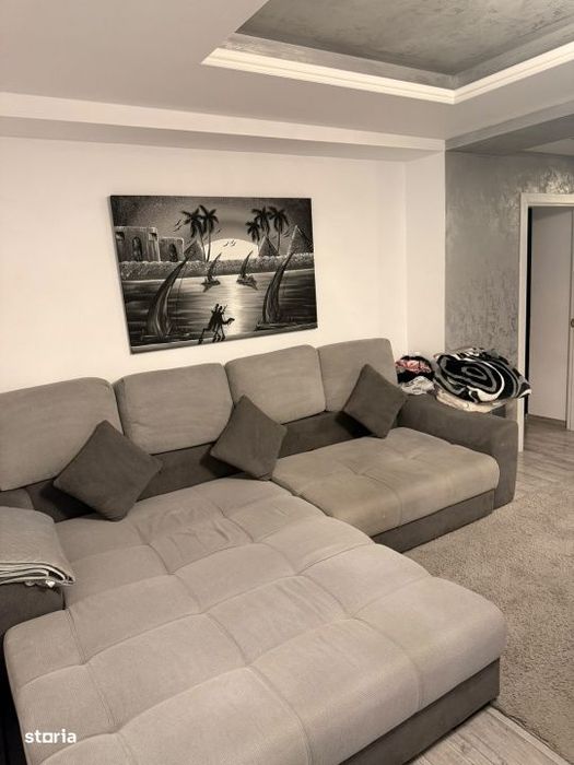 Apartament 3 camere de Inchiriat strada Verii
