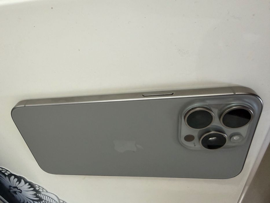 Телефон İphone 15 pro max