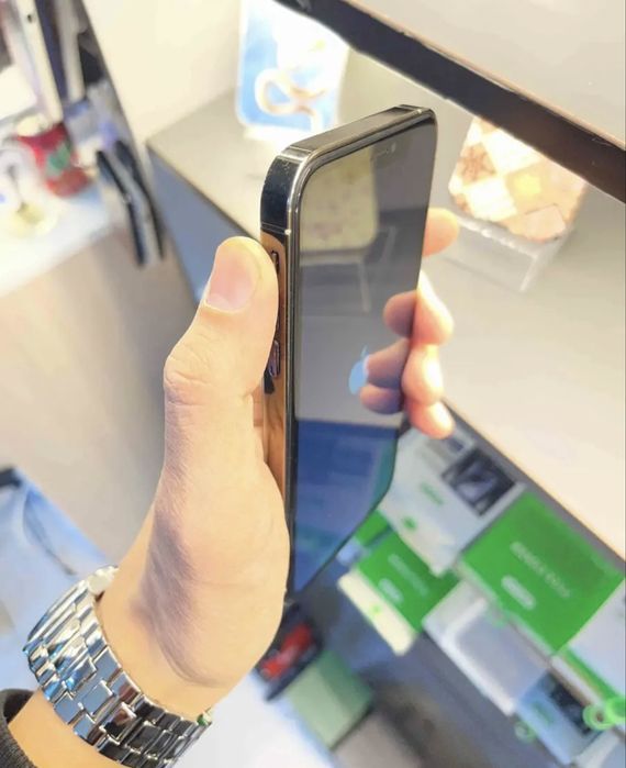 Iphone Xr в корпусе iphone 15 pro
