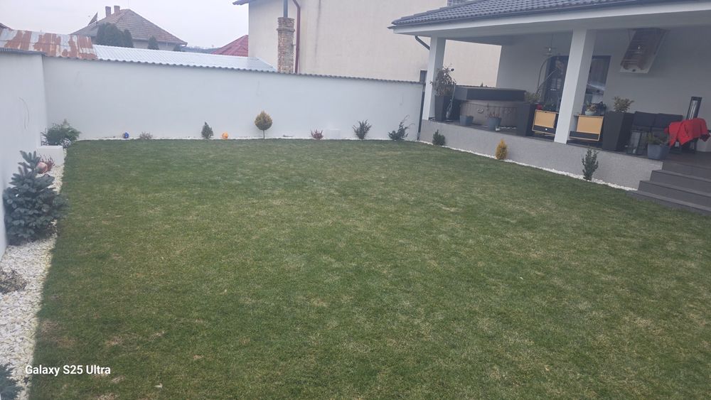 De vanzare - Casa parter zona Corunca