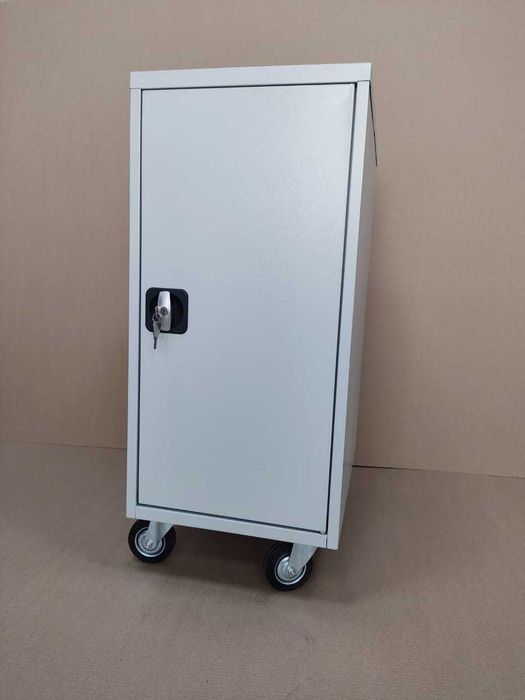 Тележка для ноутбуков