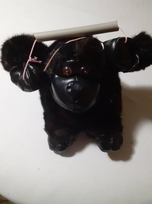 Играчки от затворил магазин-кукли, бебета, ранички