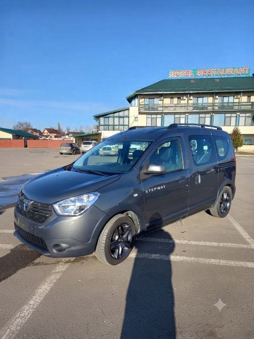 Dacia Dokker Stepway 1.5 dCi | 2018 | 90 CP | Echipare Full | Istoric la zi | RAR efectuat Km Reali