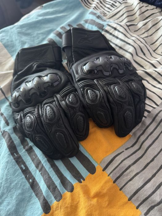 Мото яке, дънки и ръкавици Alpinestars