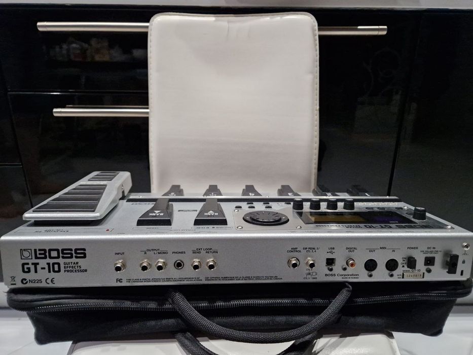 Гитарный процессор boss gt 10