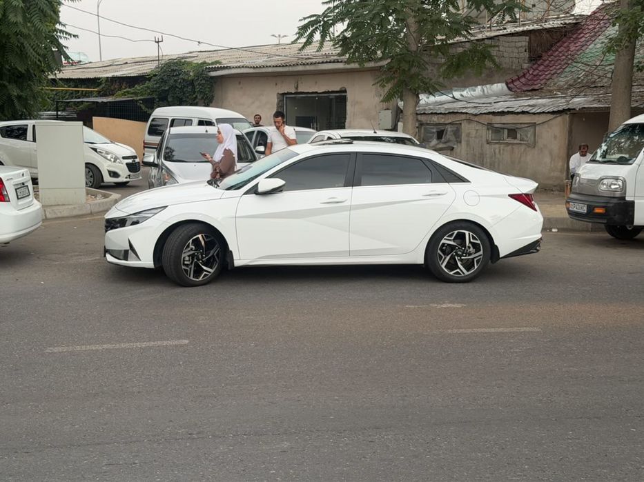 Hundai elantra 1,6 full