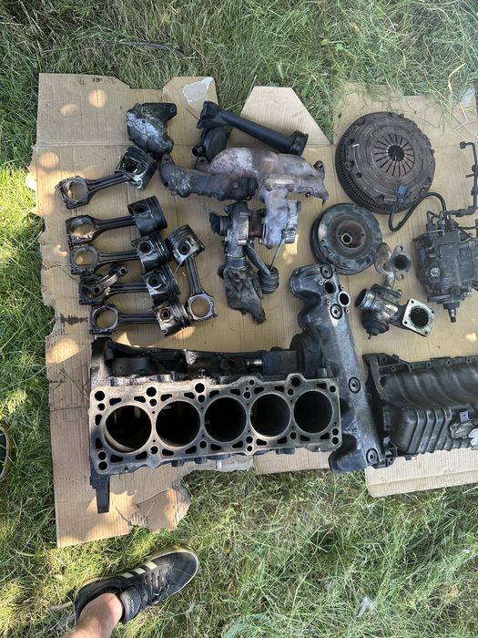 двигател vw t4 2.5 102коня на части/турбо,помпа,глава,блок,съединител,