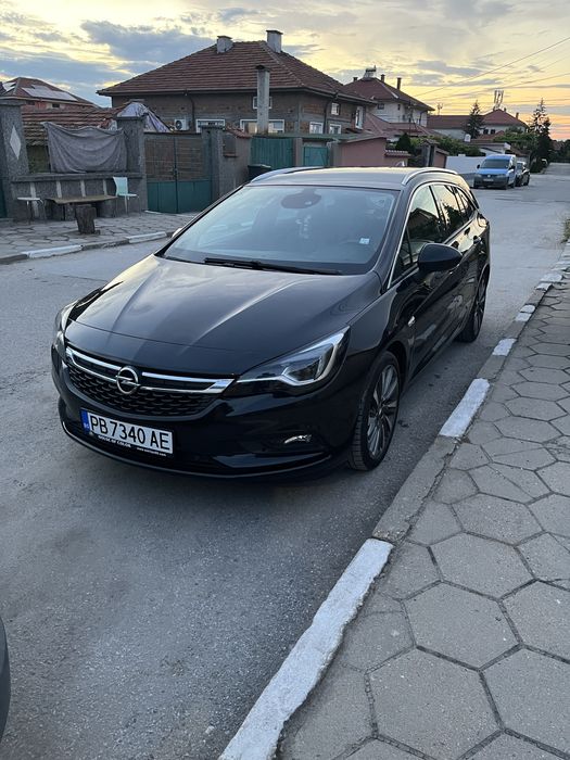 Опел Астра К Спорт Турър