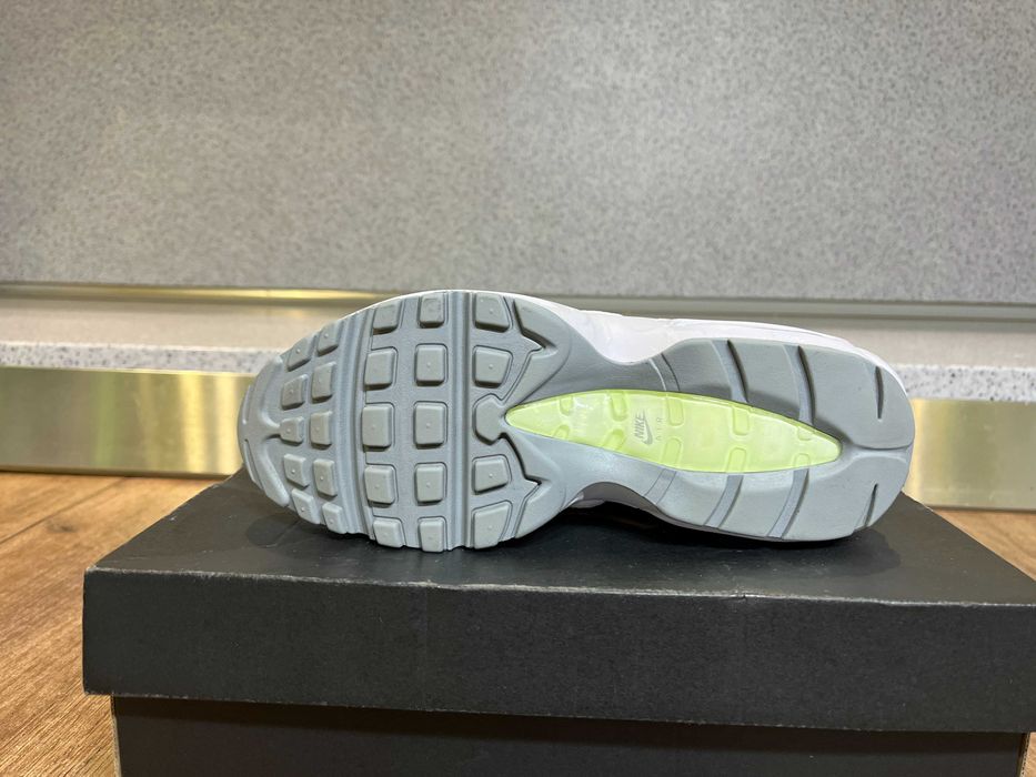 ОРИГИНАЛНИ *** Nike Air Max 95 " White Green Neon "
