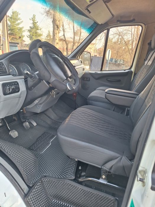 Срочно продам Газель бизнес Завод бортовой 2018 год Идеал