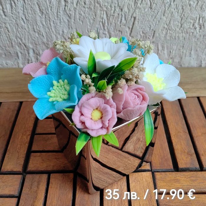 Букети от ароматни сапунени цветя с доставка