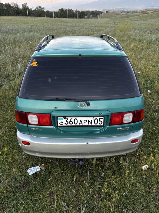 Toyota, Picnic 1997 г