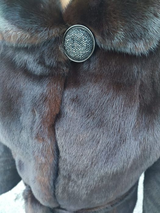 Продам норковую шубу
