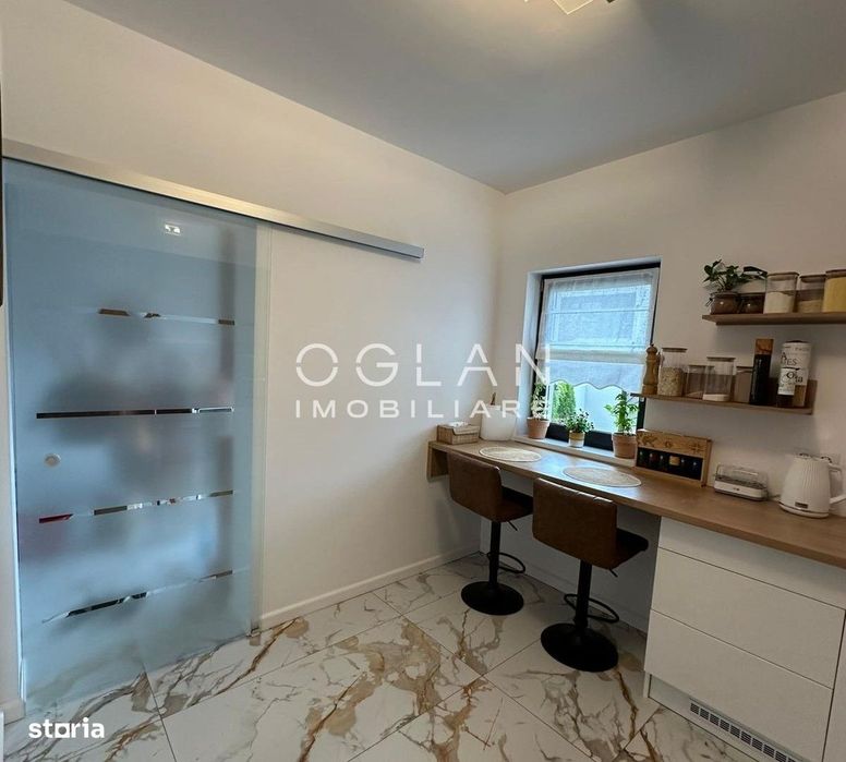 Apartament 3 cam. cu teren 120 MP, la vila