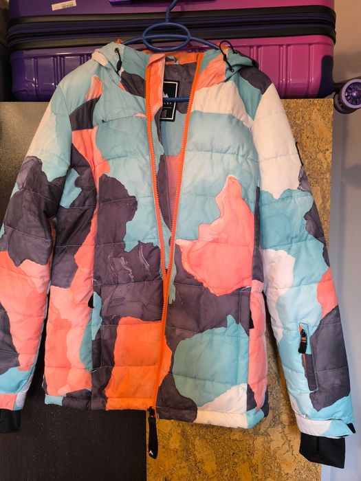 Дамско яке за ски