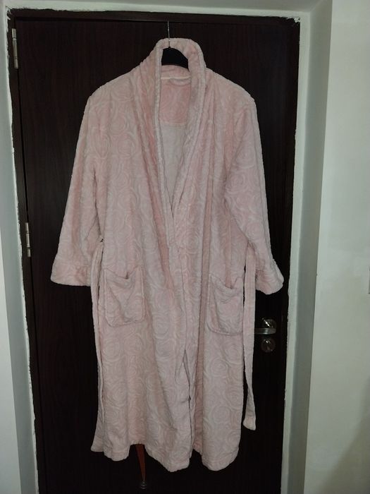 Vând capod damă cocolino