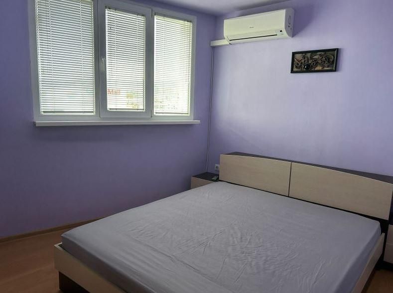 Дава се под наем Тристаен апартамент в Варна, Автогара - 70 кв.м за 450 € - Снимка #3