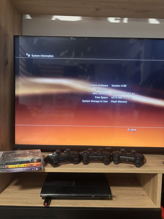 Consolă Video Play Station 3 PS3 Super Slim Black 12 GB Flash Memory :3 Jocuri , 3 Manete , Cabluri