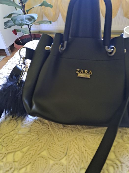 Poseta neagra Zara pentru femei