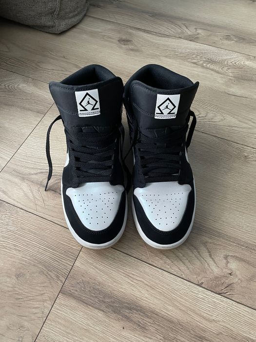 Nike Air Jordan 1 mid diamond