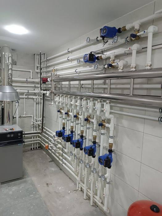 Сантехник. Отопление. Установка котла. Satehnik otoplenie. Сантехника