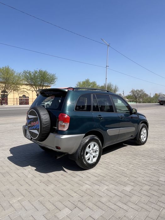 Продам Рав 4 2003г