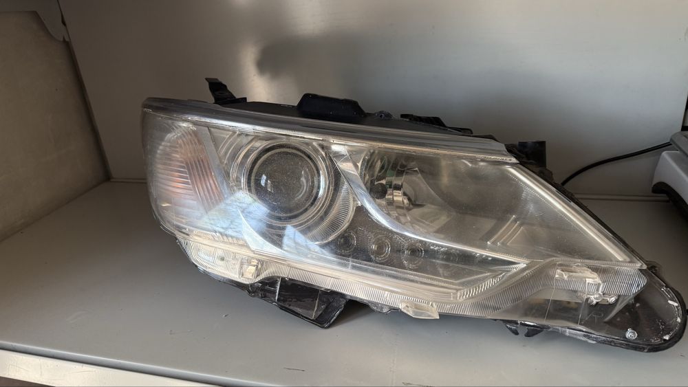 Продам фары camry 55