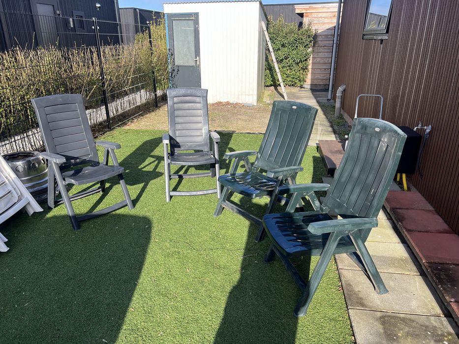 Градински столове