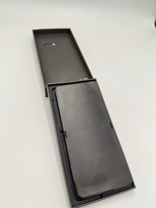 Samsung Flip7 256GB/12GB Ram  Cod 3153