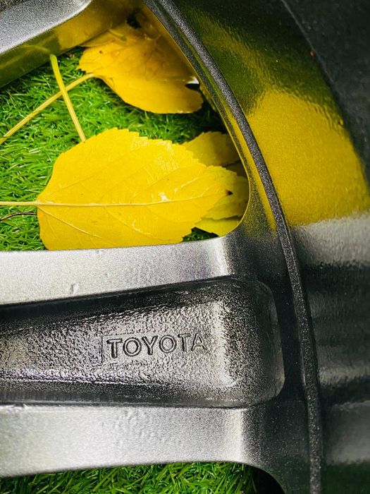 Диски  R19 ORIGINAL тойота//лексус