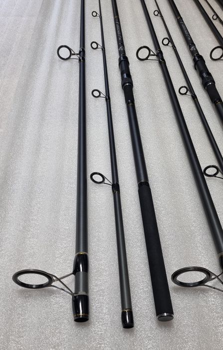 SET 4 Lansete FL LEGEND 3.90m 3 tronsoane + 4 Mulinete AVIATOR DP70