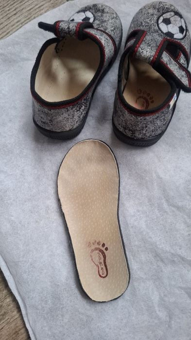 Боси Bar3Foot пантофи