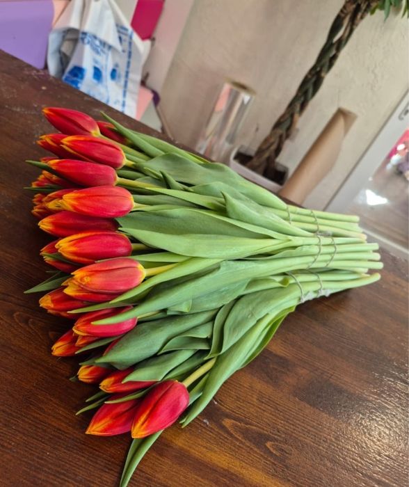 Цветы , букеты с доставкой