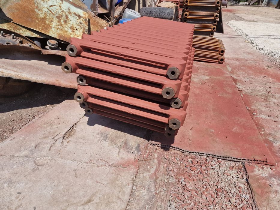 Батарей чугунные