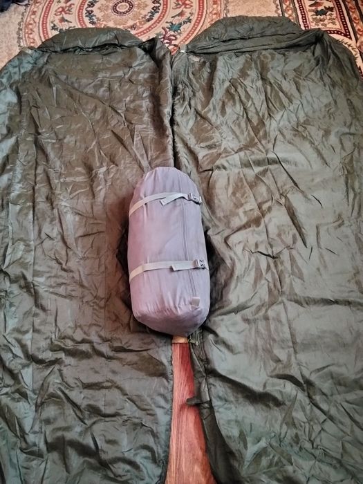 Спальны мешок сатылады