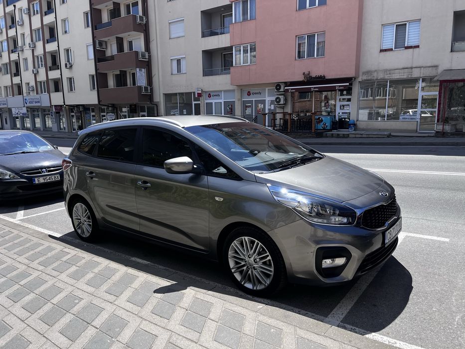 Автомобил Kia Carens Facelift, разход 5.2/100