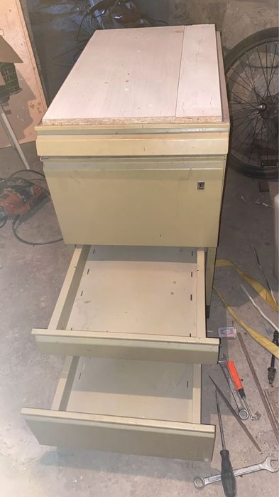 Железный комод тумба шкаф