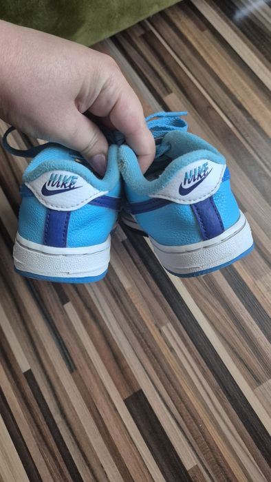 Adidasi Nike baieti marimea 27