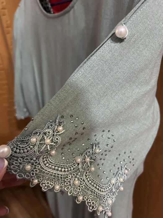 Продам нарядное платье