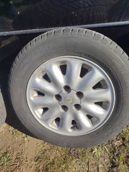 Джанти с гуми Опел Зафира