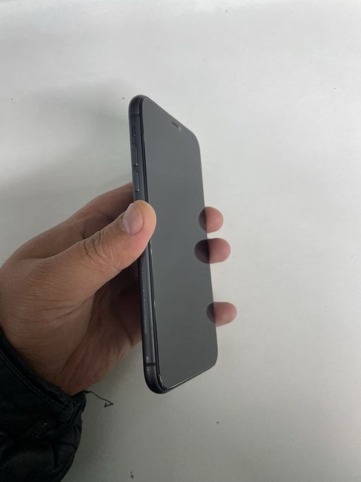 Iphone 11 (64GB)