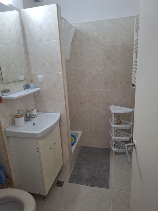 Garsonieră de închiriat