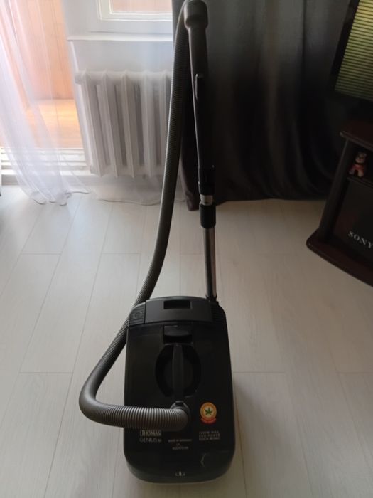 Пылисос Thomas продам