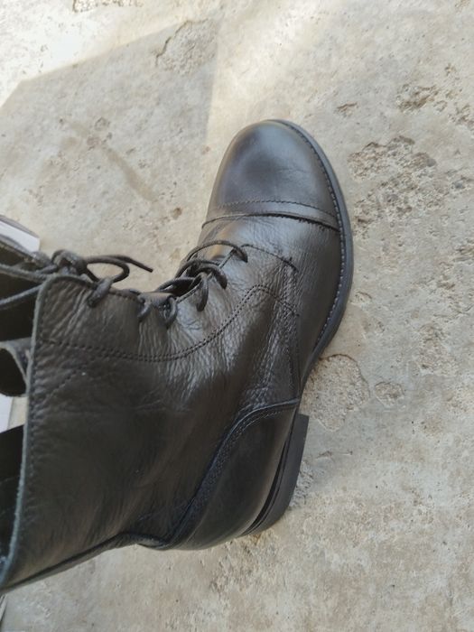 Ghete dama piele