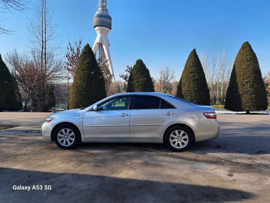 Продается Тойота Камри 40-ка, гибрид, 2,4 л, 2007 г.