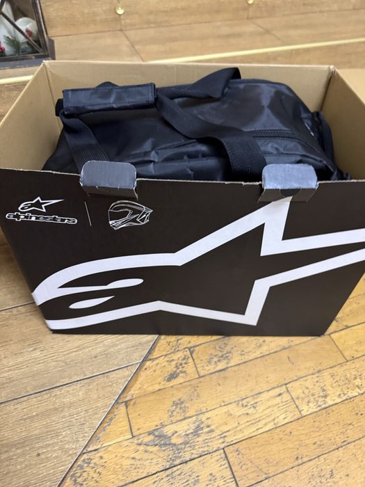Карбонова Каска ALPINESTARS Supertech R10 Team Black/Carb/Red/White