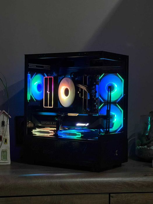 Компютър - /MSI B550/Ryzen 7 5700X/nVidia RTX 5070 12GB GDDR7/32GB/