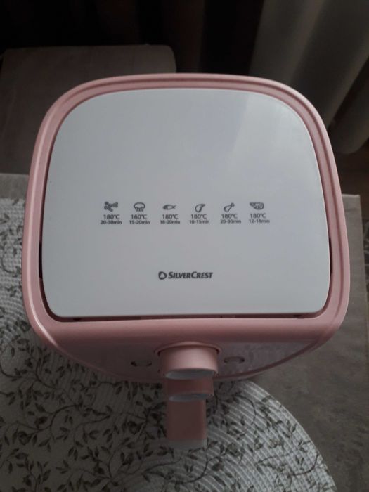 Air Fryer розов на цвят