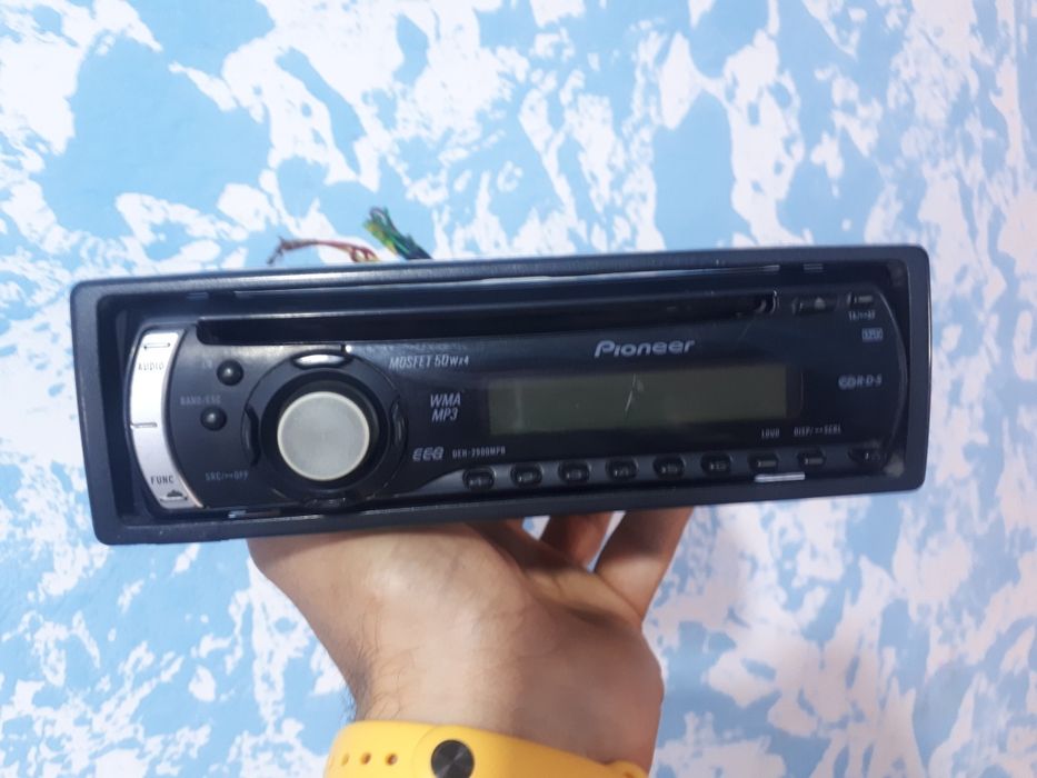 Pioneer 4/55w магнитол продаётся